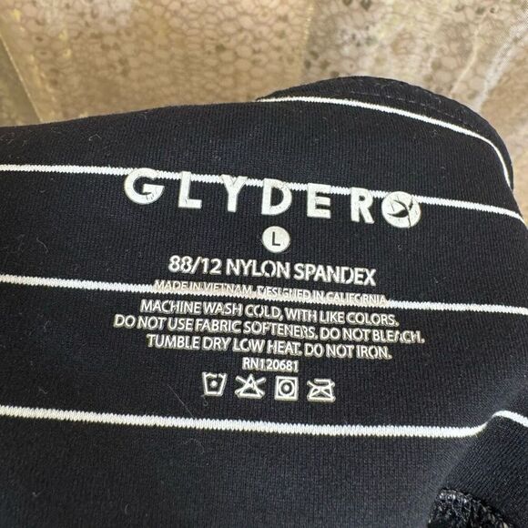 Glyder Black White Pinstriped VITAL 7/8 Yoga Leggings Large - Picture 3 of 9